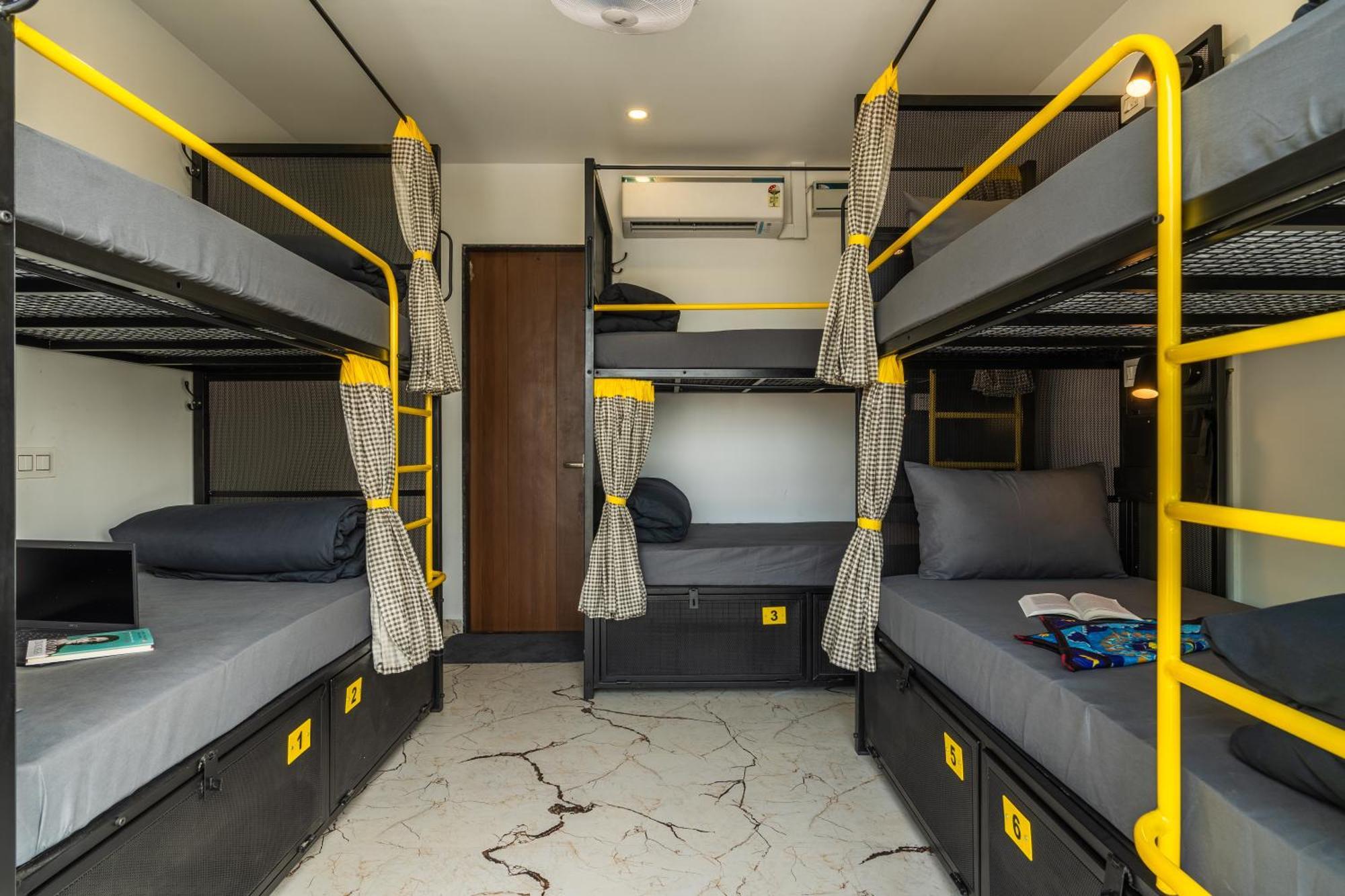 The Hosteller Goa, Mandrem Chambre photo