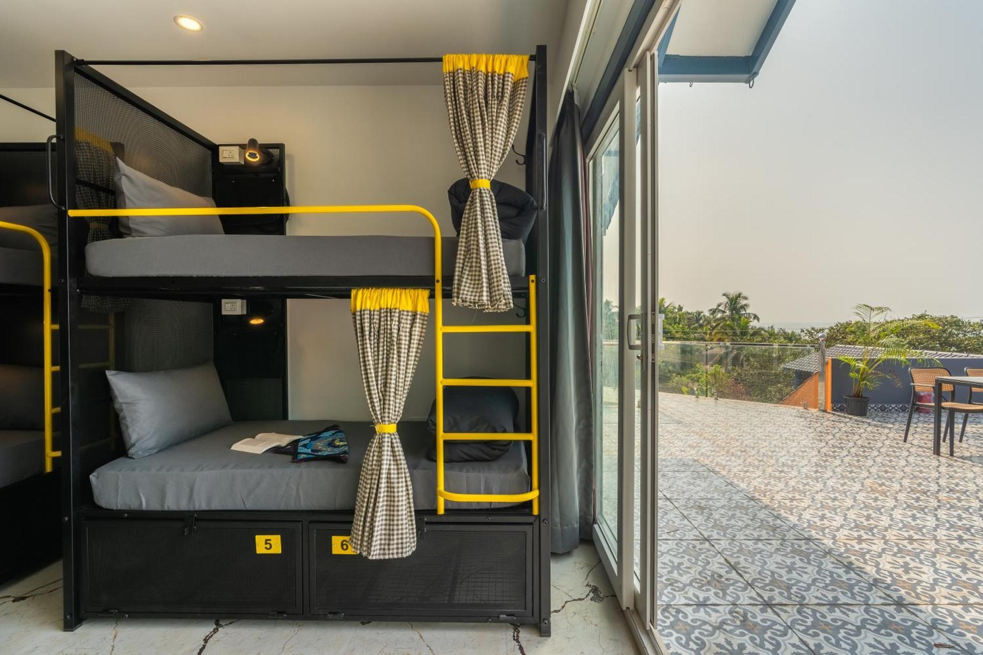The Hosteller Goa, Mandrem Chambre photo