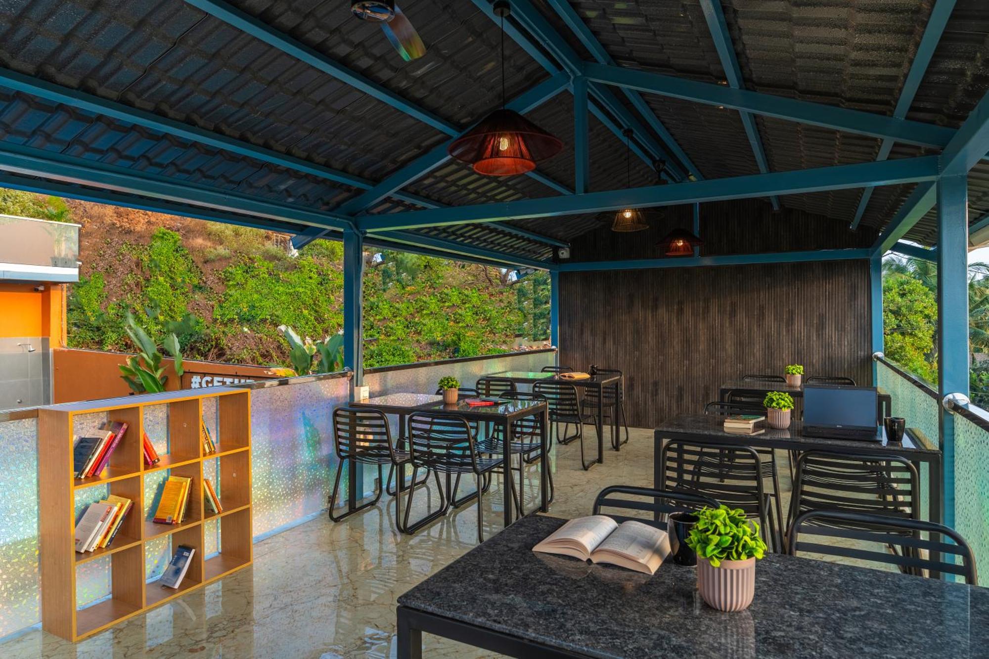 The Hosteller Goa, Mandrem Extérieur photo