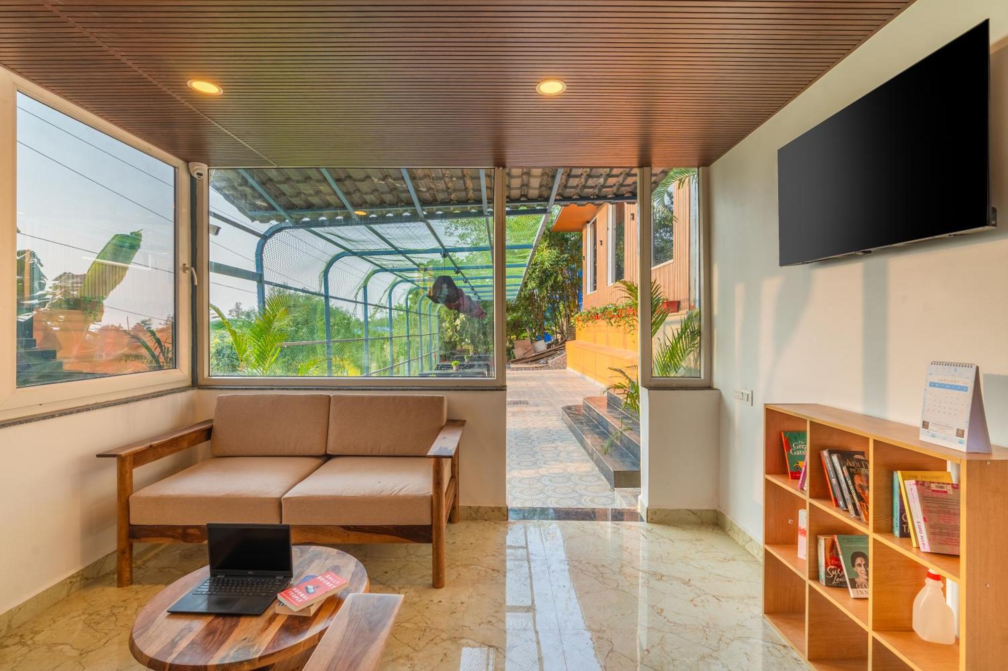 The Hosteller Goa, Mandrem Extérieur photo
